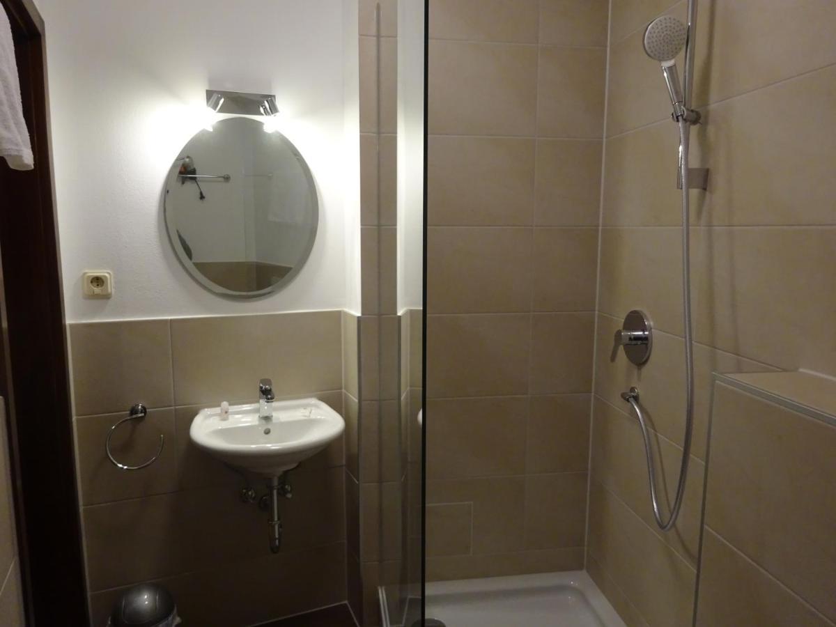 Hotel Weingaertner Μάνχαιμ Εξωτερικό φωτογραφία